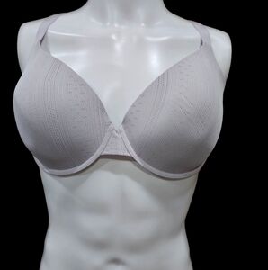 Women's Victoria's Secret Lightly Lined Demi‎  Bra Size 38DDD